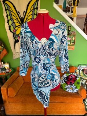 Vintage Y2K plus size Blue Floral faux Wrap Top